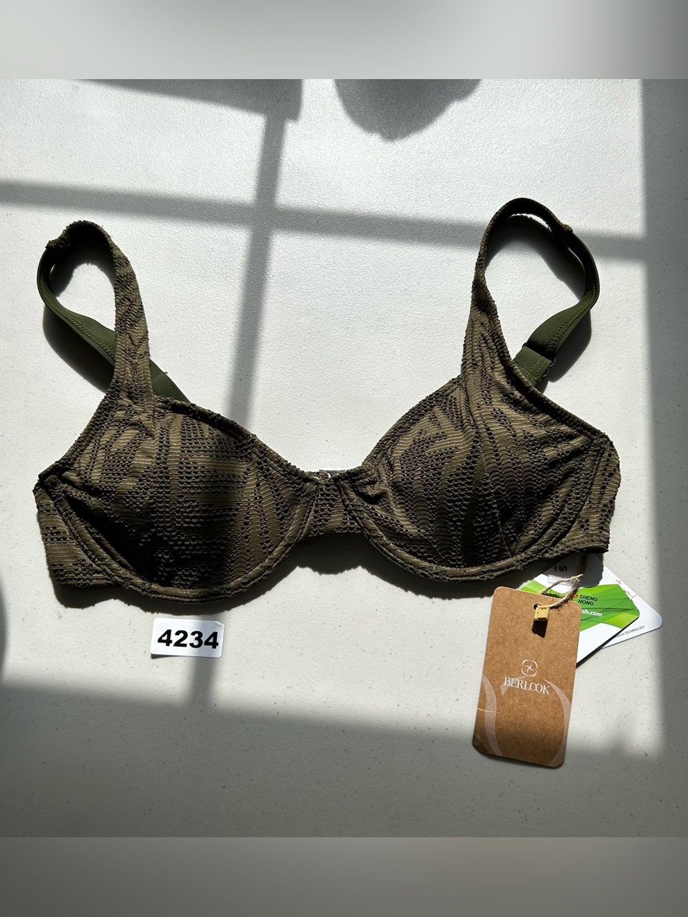 BERLOOK Army Green Crochet Lace Underwire Bikini Top S Small
